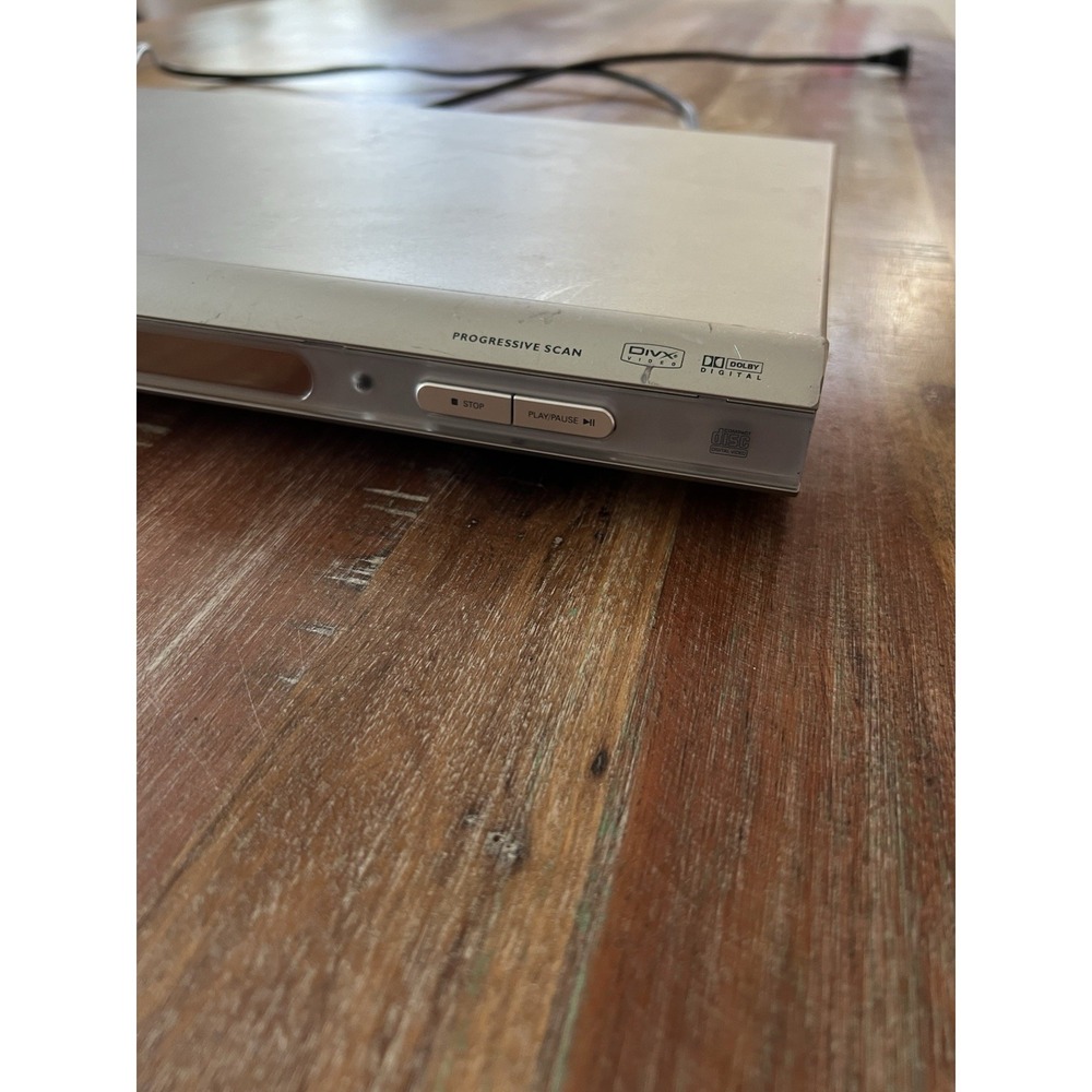 Philips DVP642 DVD Video Player Progressive Scan DivX Dolby Digital - PARTS ONLY - Picture 2 of 6